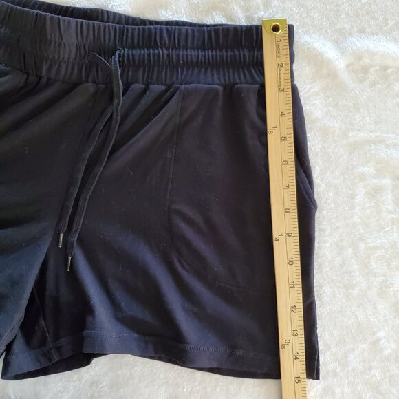 Athletic Set of 2 Shorts Pajama shorts Women's Size Large - Picture 11 of 12